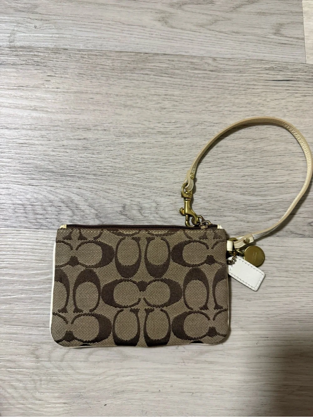 COACH Canvas Wristlet No.A0749-40542 Multicolor Pouch Wallet Authentic